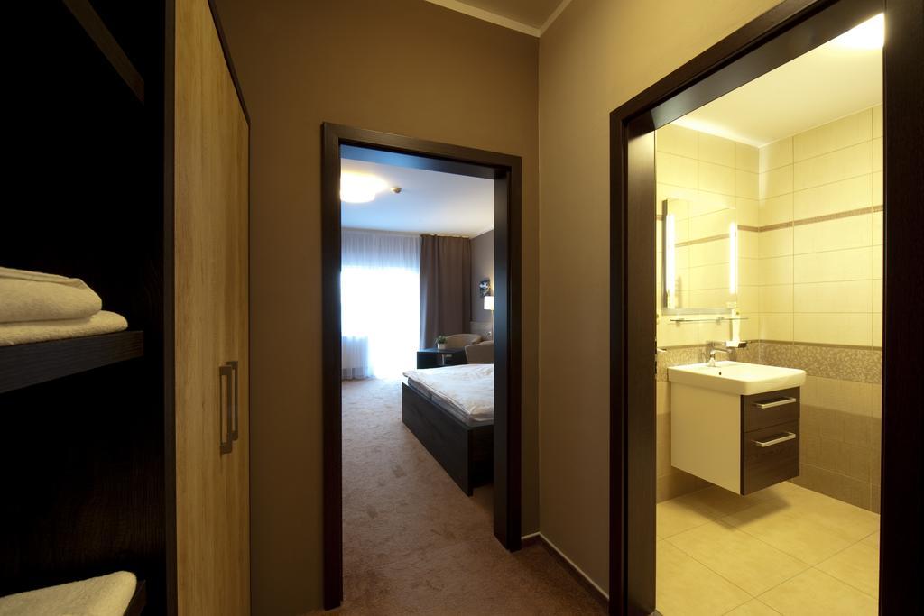 Vinarstvi U Kaplicky Hotel Zajeci Room photo