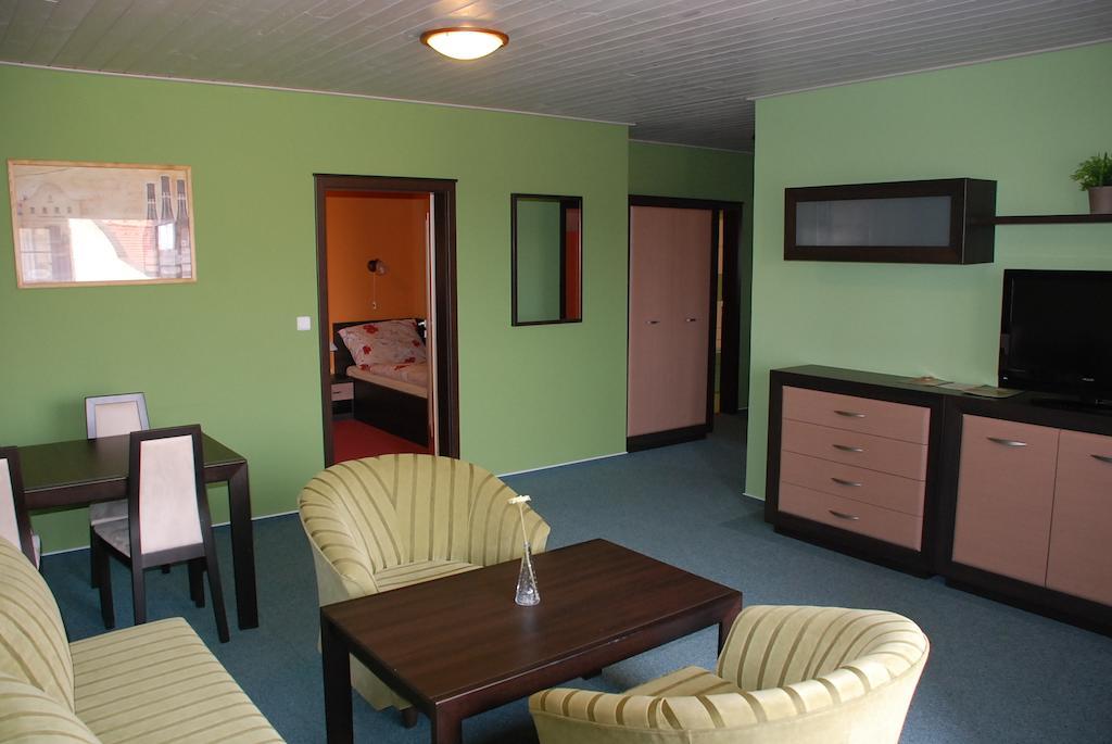 Vinarstvi U Kaplicky Hotel Zajeci Room photo